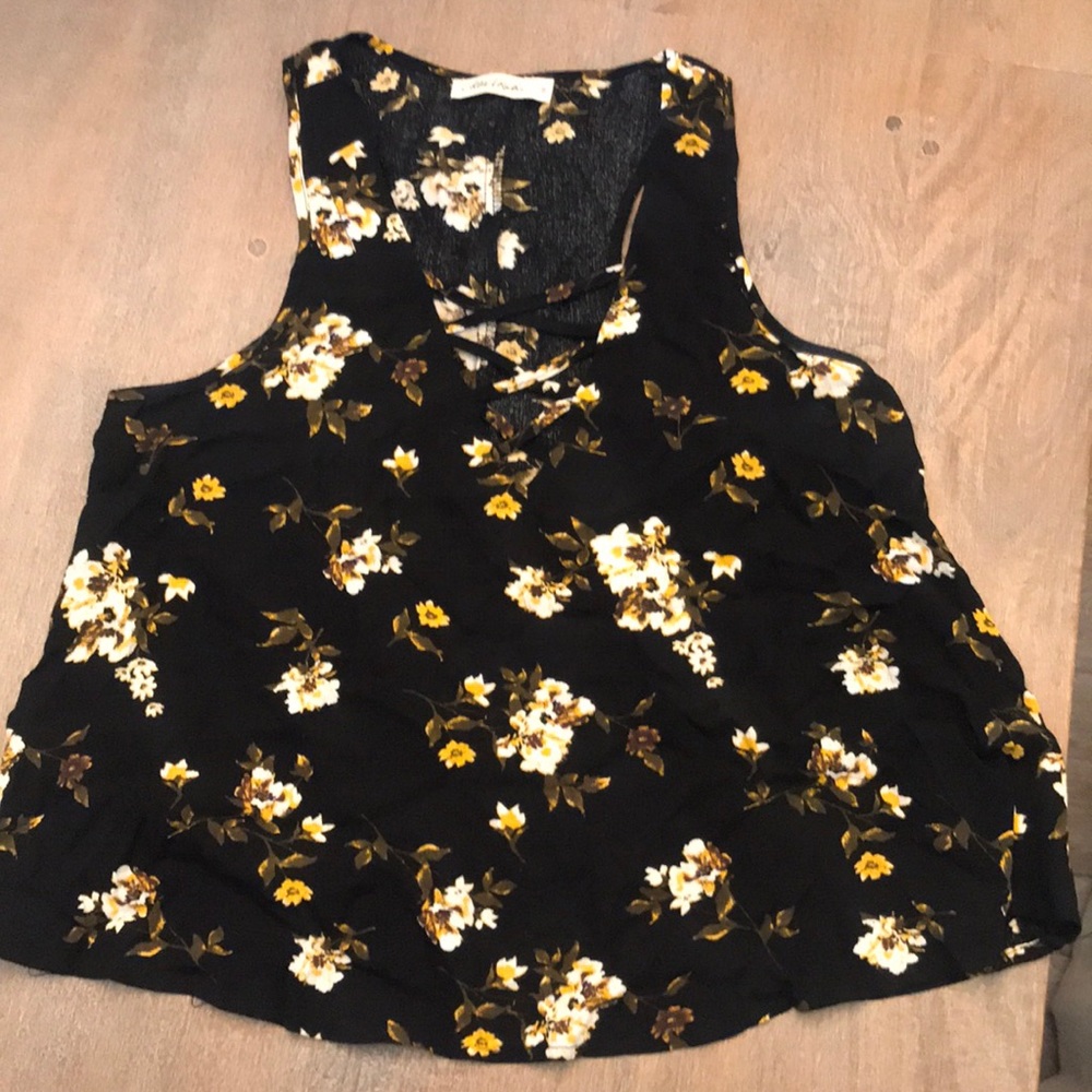 Chloe and Katie floral tank !